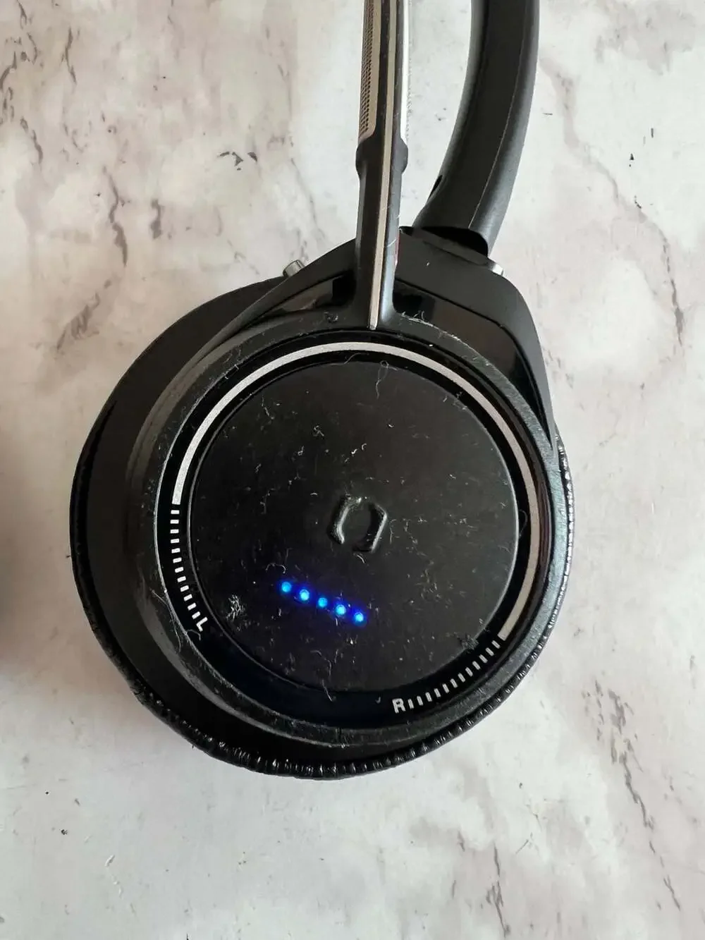 Plantronics Voyager Focus UC B825 Wireless Stereo Headset